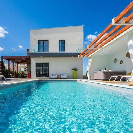 Villa Olea With Heated Pool And Jacuzzi Sukosan Exterior photo