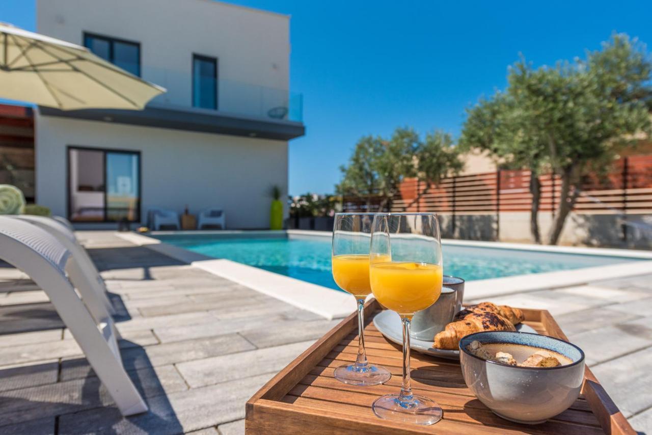 Villa Olea With Heated Pool And Jacuzzi Sukosan Exterior photo